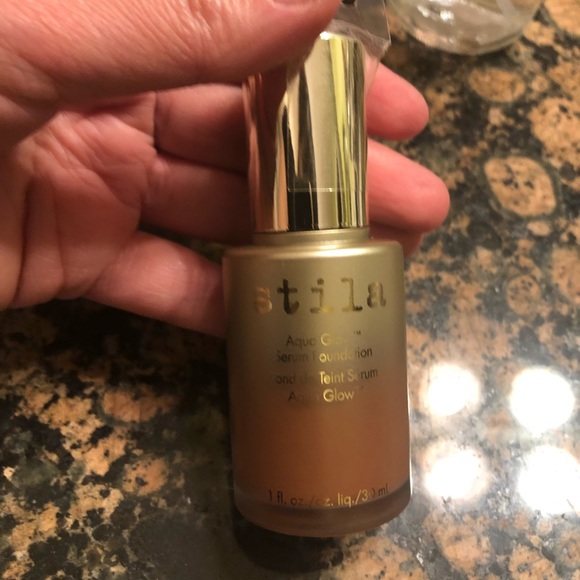 Still aqua glow in dark - Picture 3 of 4